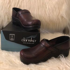 Burgundy Dansko